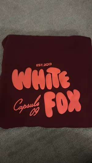 White Fox Capsule 9 Star Of The Moment Oversized Hoodie Burgundy thumbnail 7