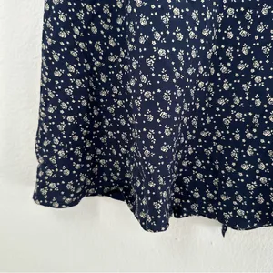 Brandy Melville Navy Floral Wrap Skirt One Size Tie Waist thumbnail 3