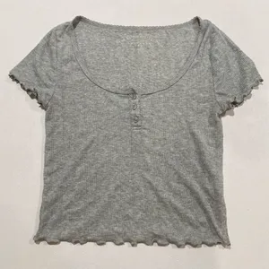 Aeropostale OG Tee Collection Gray Henley Baby Tee Size M Y2K Lettuce Trim thumbnail 3