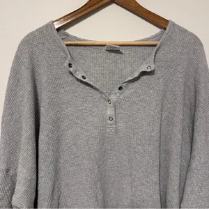 OFFLINE By Aerie Wow! Waffle Henley T-Shirt Size XL Gray thumbnail 4
