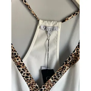 Cezele Collection Flowy Tank Top Womens Large Beige Leopard Print Sleeveless thumbnail 3