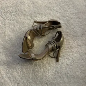 NWT Charlotte Russe Cassie gold lace up heels. Size 8 thumbnail 3