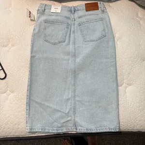 Lucky Brand Light Blue Denim Midi Skirt with Front Slit thumbnail 2