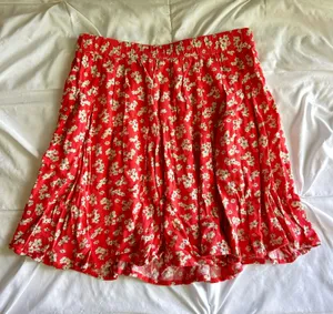 American Eagle floral Skirt thumbnail 1