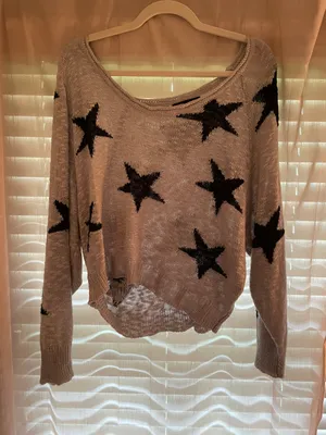 Boutique Cropped Star Sweater thumbnail 2