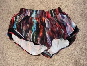 Lululemon Shorts thumbnail 1