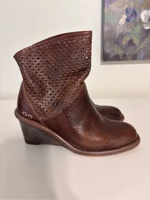 Bed Stu Cobbler Series Ankle Booties Womens Size 8 Brown Leather Wedge Western thumbnail 2