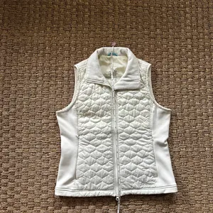 L.L.Bean Women’s S Ivory Thinsulate Vest Full Zip Pockets Lined Solid thumbnail 9