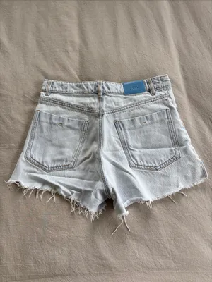 Zara Light Wash Frayed Denim Shorts thumbnail 4