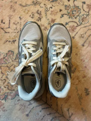 New Balance Sneakers thumbnail 2
