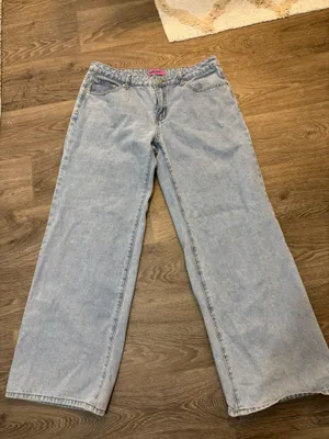 Edikted Low-Rise Jeans thumbnail 1