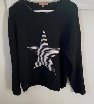 KIER + J Black Cashmere Sweatshirt with White Star thumbnail 1