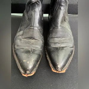 Tony Lama Black Leather Cowboy Boots Style 1016 Sz 6.5 Note All Photos thumbnail 2