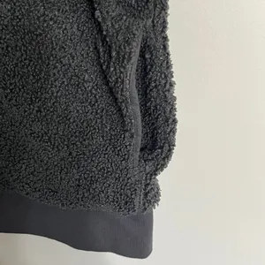 Fabletics XL Gray Dream Polar Fleece Quarter Zip Pullover Cropped Sweatshirt‎ thumbnail 7