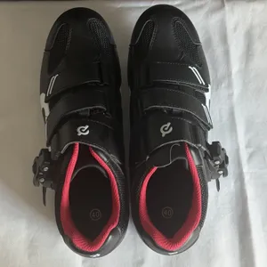 Peloton Bike Cycling Shoes Unisex Size 40‎ (women's 9-9.5) Black Red, Cleats EUC thumbnail 3