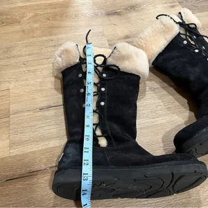 UGG Australia Upside Black Suede Winter Boots Lace-Up Size 8 Y2K thumbnail 3