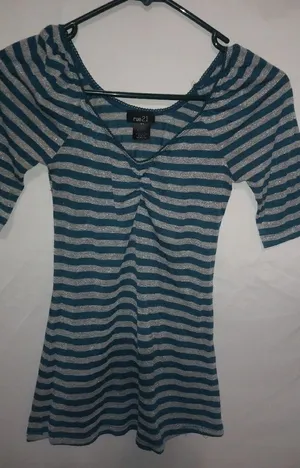 Rue21 XS Turquoise Dark Green Silver Sparkle Top thumbnail 1