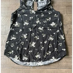 Old Navy Women's Luxe Black White Floral Swing‎ Tank Size XS thumbnail 4