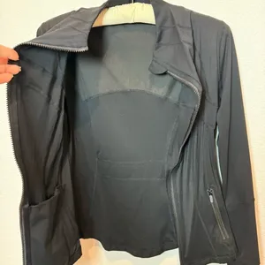Black Women's Running Jacket with Thumb Holes Size 8 thumbnail 4