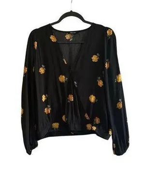 Bubble-Sleeve Wrap Top in Floating Florets Size M thumbnail 1