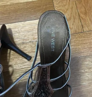 Heels thumbnail 3
