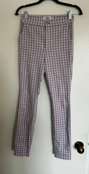 Hollister Plaid Ultra High-Rise Stretch Pants thumbnail 2