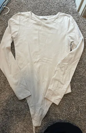 Aritzia Babaton Bodysuit  thumbnail 1