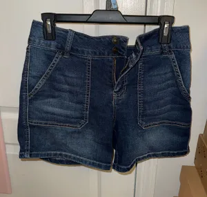 High waisted denim shorts size 8 Blue thumbnail 1