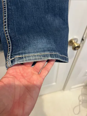 BKE Women's Faded Blue bootcut Jeans size 28/33 1/2. thumbnail 6