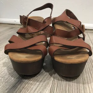 Top Moda Ankle Strap Buckle Platform Sandal Heels 7.5 Brown thumbnail 4
