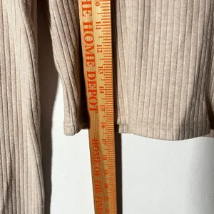OGL Crop Top Women's Medium Beige Ribbed Mock Neck Long Sleeve thumbnail 5
