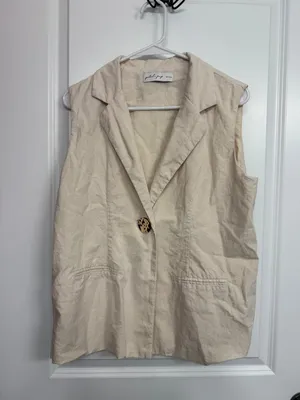 Petal & Pup Trula Oatmeal Linen Blend Sleeveless Blazer Vest M thumbnail 3
