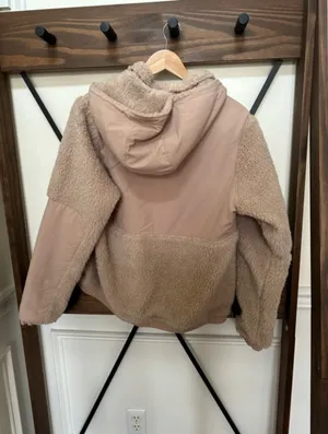 size Medium Women’s Patagonia Shelled Retro-X Pullover thumbnail 2