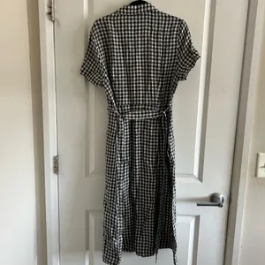 Quince Black and White Gingham Button-Front Midi Dress thumbnail 4