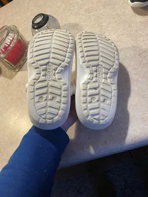 White Crocs Women’s Clogs size 8 thumbnail 4