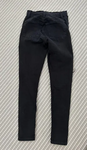 Topshop Black Ripped Skinny Jeans thumbnail 4