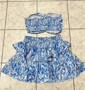 SheIn Vacation Themed Twist Knot Tube Top & Tiered Ruffle Skirt Set thumbnail 6