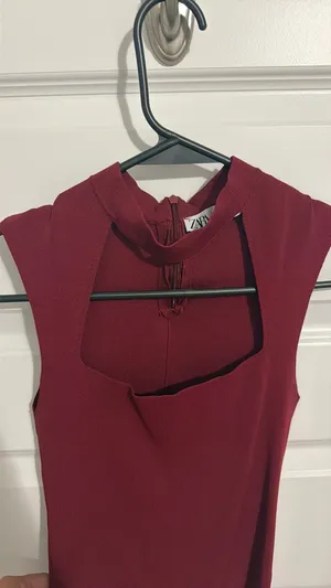 Zara cutout high neck top thumbnail 5