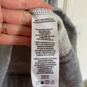 EUC‎ | Tommy Hilfiger sport women’s cowl neck sweatshirt — medium thumbnail 5
