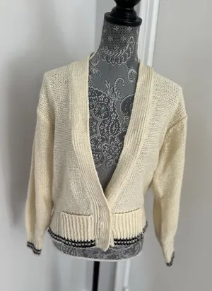 Vintage 80s Scenario Sz: L cream V-neck button-front knit cardigan Pockets thumbnail 1