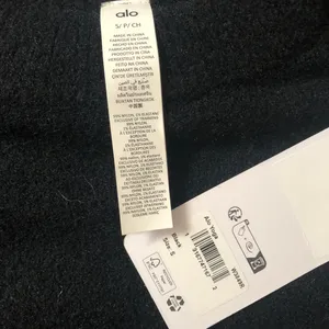 Alo Yoga Snuggle Up Sweater Long Sleeve Black S thumbnail 8