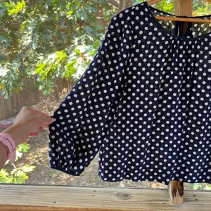 J.Crew Women's Navy & White Polka Dot 100% Silk Blouse Size L thumbnail 3