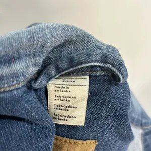 Original Trucker jacket Levi’s women size small slim fit thumbnail 3