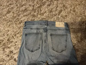 Zara The Raw Edge Jeans Size 32 thumbnail 4
