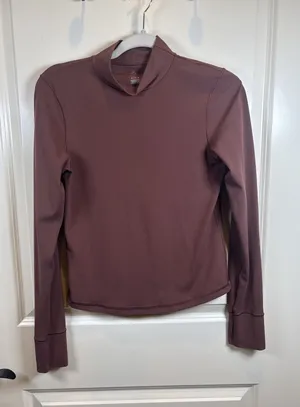 Offline By Aerie Medium Long Sleeve Shirt Active Pullover Stretch Mock Neck Plum thumbnail 1