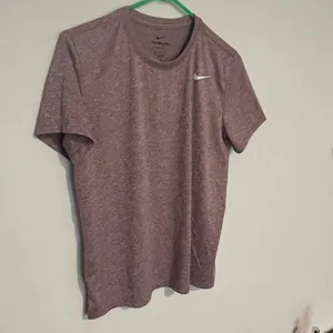 Nike medium‎ tee thumbnail 2