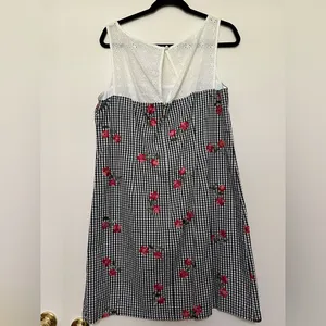 Karl Lagerfeld Paris Gingham Floral Embroidered Dress,‎ Size 14 thumbnail 4