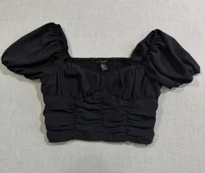 Forever 21 Women’s M Black Ruched Puff Sleeve Cropped Top thumbnail 1