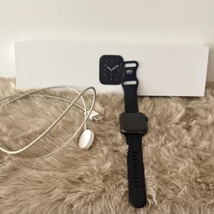 Apple Watch SE Gen 44mm - Silver - Unlocked thumbnail 2