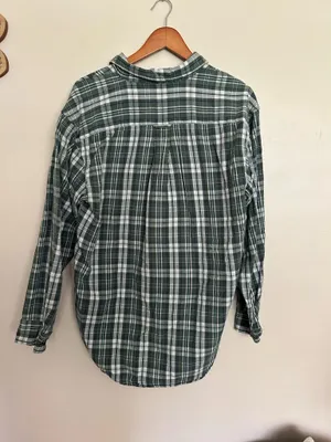 100% cotton Gap button down plaid shirt  thumbnail 4
